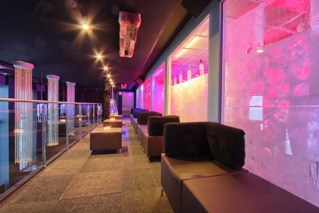 Kube - Ice Bar 4*